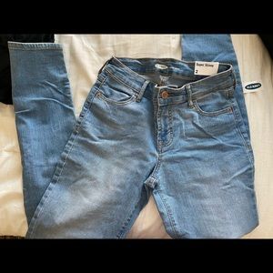 Old Navy size 2 skinny jeans